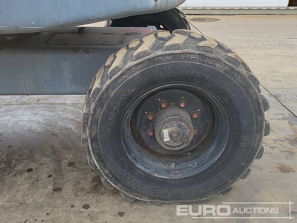 פלטפורמה אווירית 2010 Haulotte HA260PX: תמונה 10