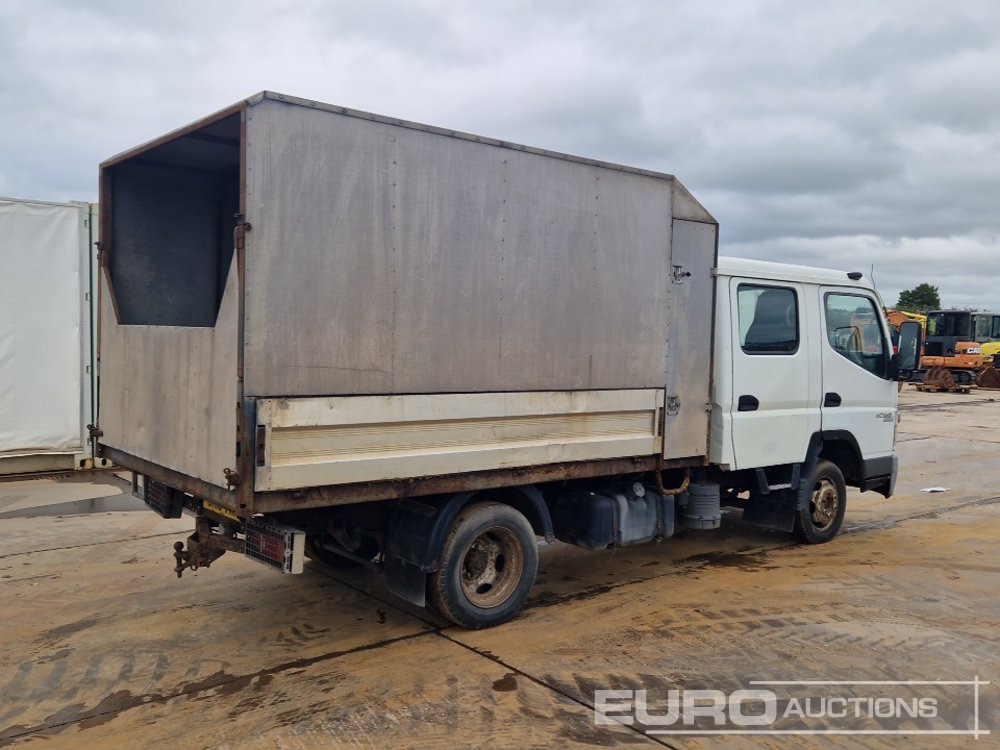 2010 Mitsubishi Fuso CANTER - מזהיר: תמונה 5 2010 Mitsubishi Fuso CANTER - מזהיר: תמונה 5