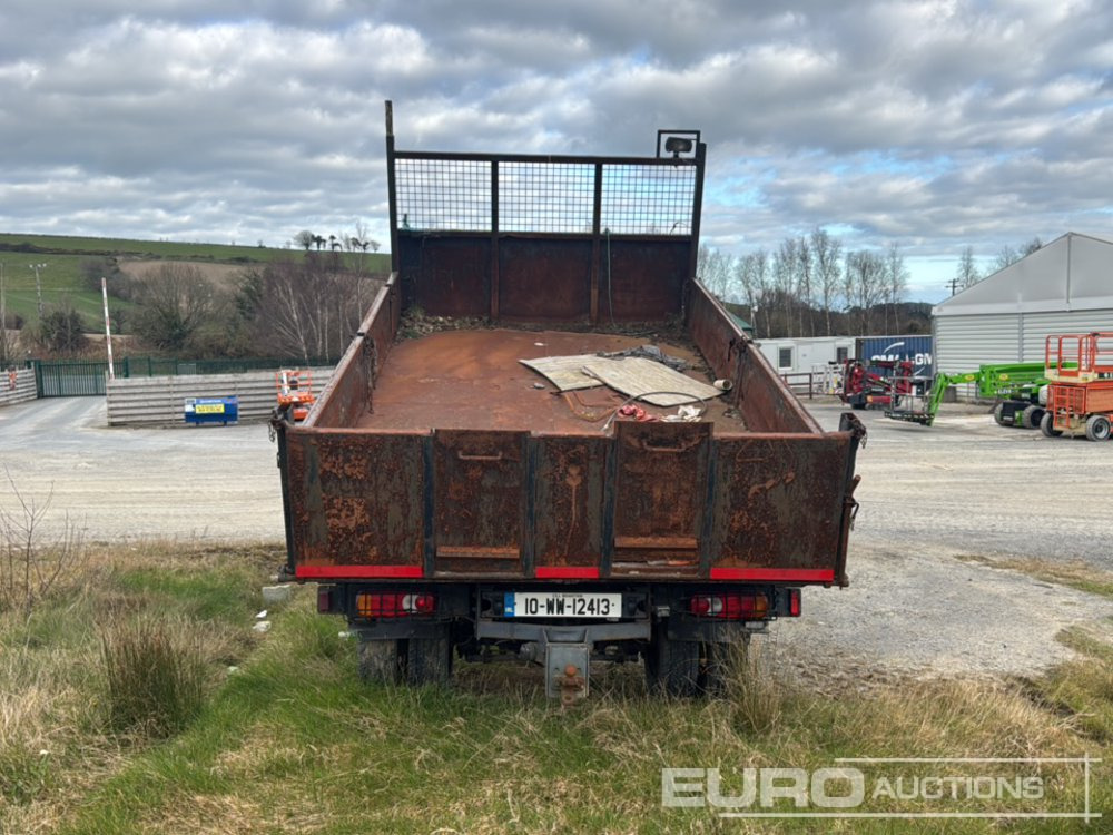 2010 Mitsubishi Fuso Canter - מזהיר: תמונה 4 2010 Mitsubishi Fuso Canter - מזהיר: תמונה 4
