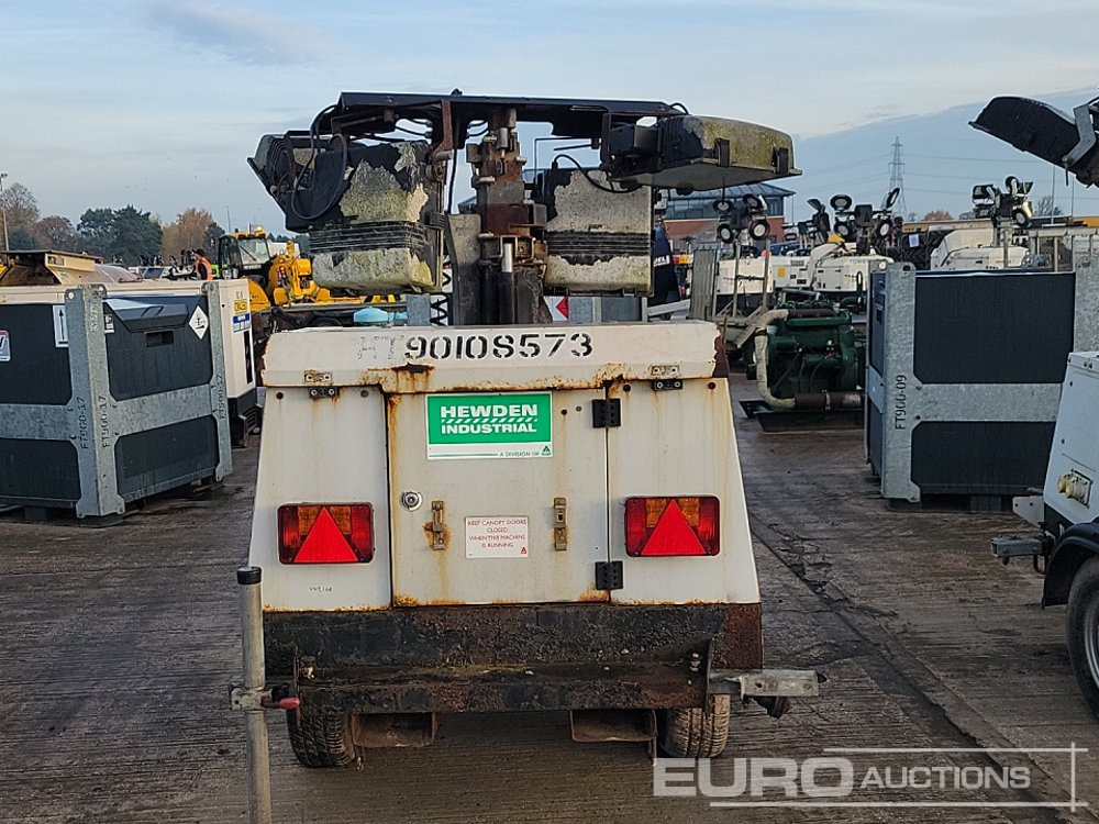 2010 SMC TL90 - מגדל תאורה: תמונה 4 2010 SMC TL90 - מגדל תאורה: תמונה 4