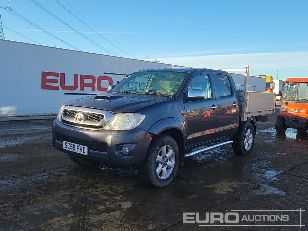 2010 Toyota Hilux Invincible - טנדר: תמונה 1 2010 Toyota Hilux Invincible - טנדר: תמונה 1