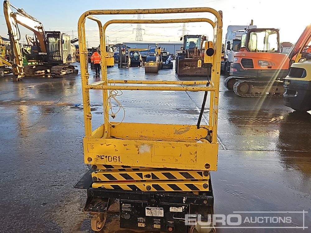 2010 Youngman Boss X3 - מעלית מספריים: תמונה 2 2010 Youngman Boss X3 - מעלית מספריים: תמונה 2