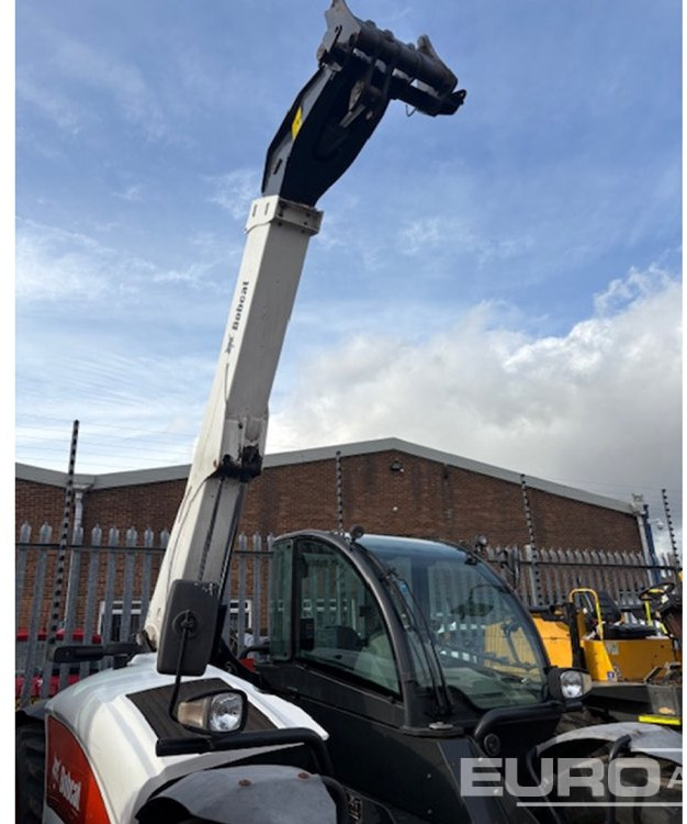 2011 Bobcat TL470X - מפעיל טלסקופי: תמונה 5 2011 Bobcat TL470X - מפעיל טלסקופי: תמונה 5