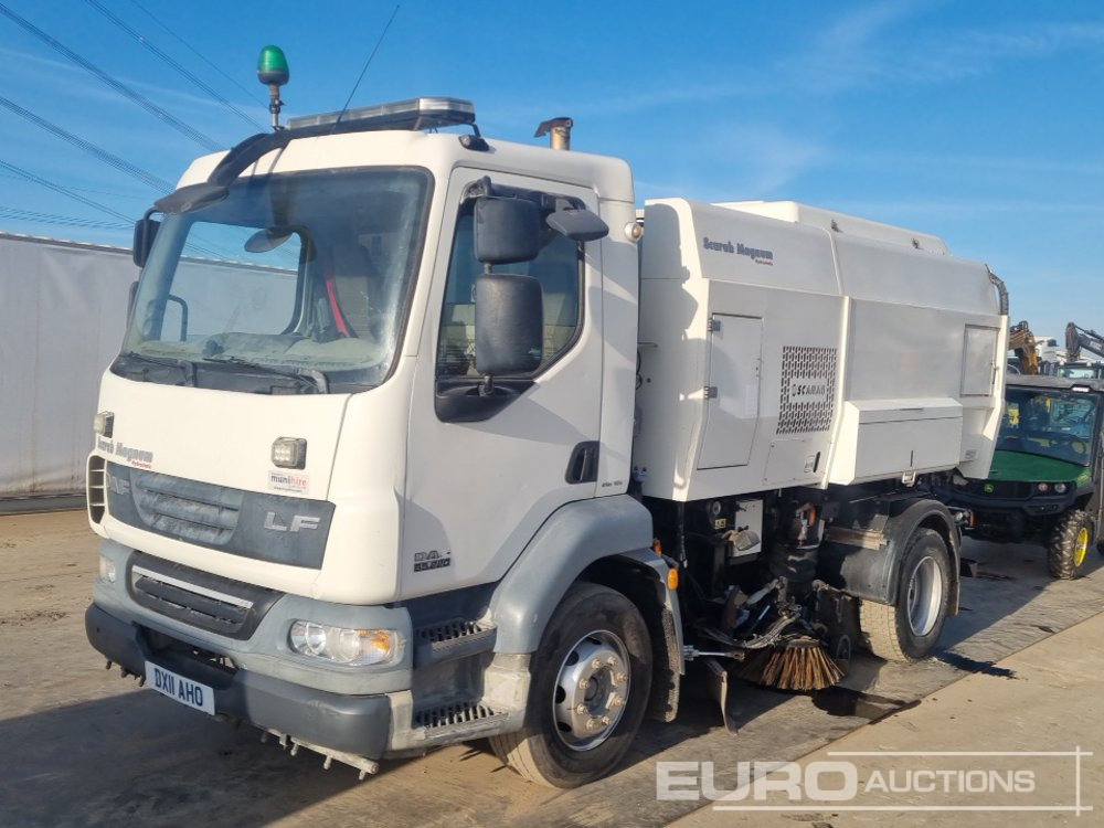 2011 DAF LF 55-220 - מטאטא כבישים: תמונה 1 2011 DAF LF 55-220 - מטאטא כבישים: תמונה 1
