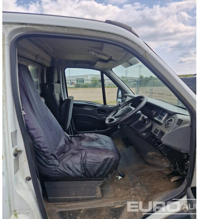 2011 Iveco 35S11 - משאית צד נופל/ שטוחה: תמונה 5 2011 Iveco 35S11 - משאית צד נופל/ שטוחה: תמונה 5