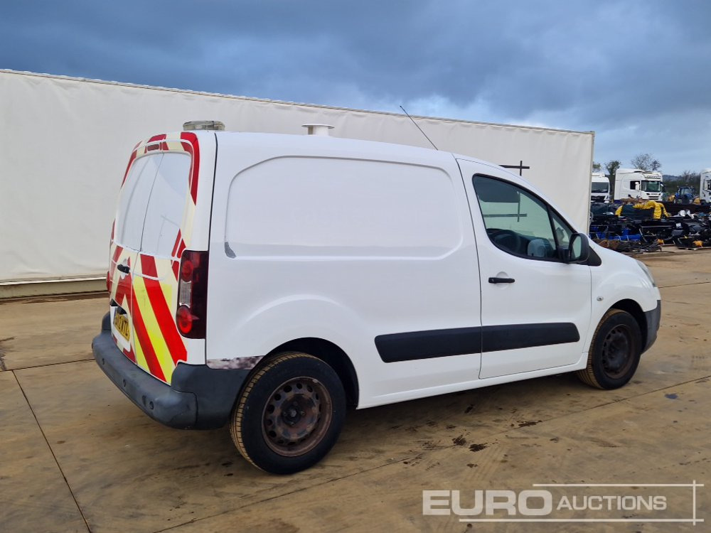 2012 Citroen Berlingo - כלי רכב מסחרי קטן: תמונה 5 2012 Citroen Berlingo - כלי רכב מסחרי קטן: תמונה 5
