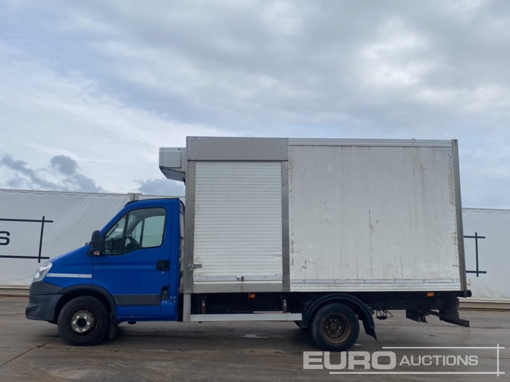 2012 Iveco Fridge Box Van, 6 Speed, Twin Sidedoors, Thermoking Equipment - כלי רכב מסחרי: תמונה 2 2012 Iveco Fridge Box Van, 6 Speed, Twin Sidedoors, Thermoking Equipment - כלי רכב מסחרי: תמונה 2