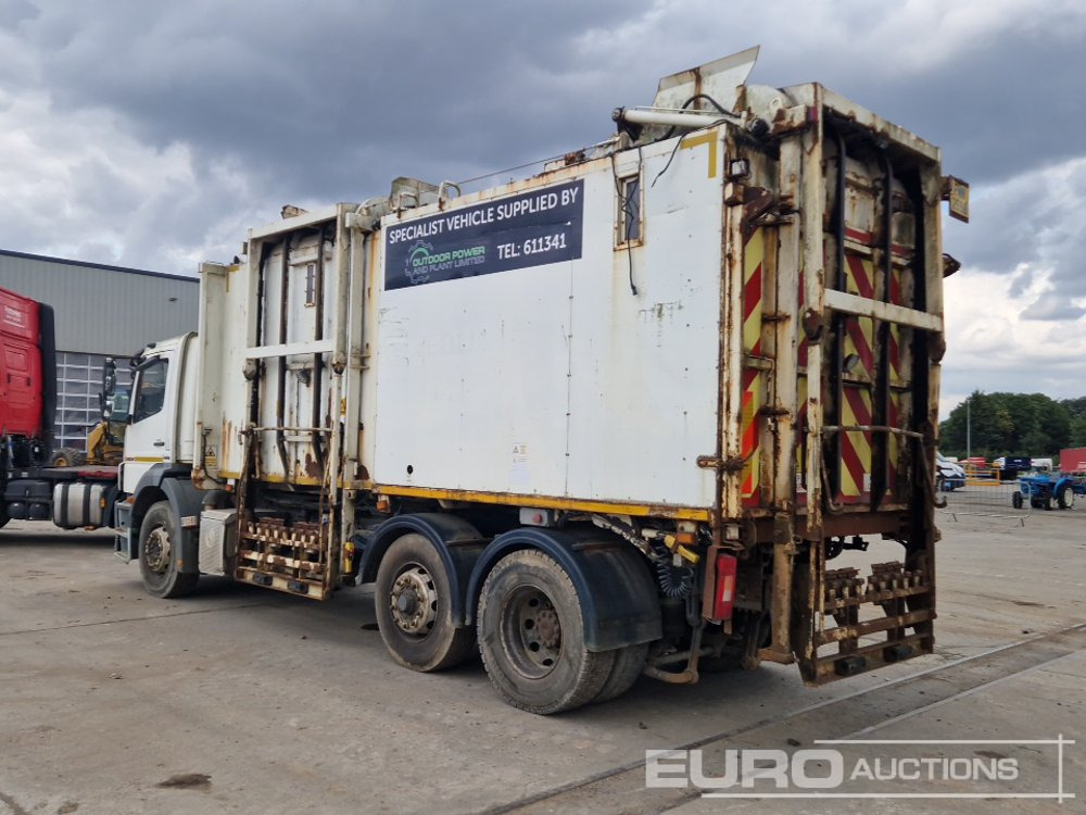 2012 Mercedes 1824 - משאית אשפה: תמונה 3 2012 Mercedes 1824 - משאית אשפה: תמונה 3