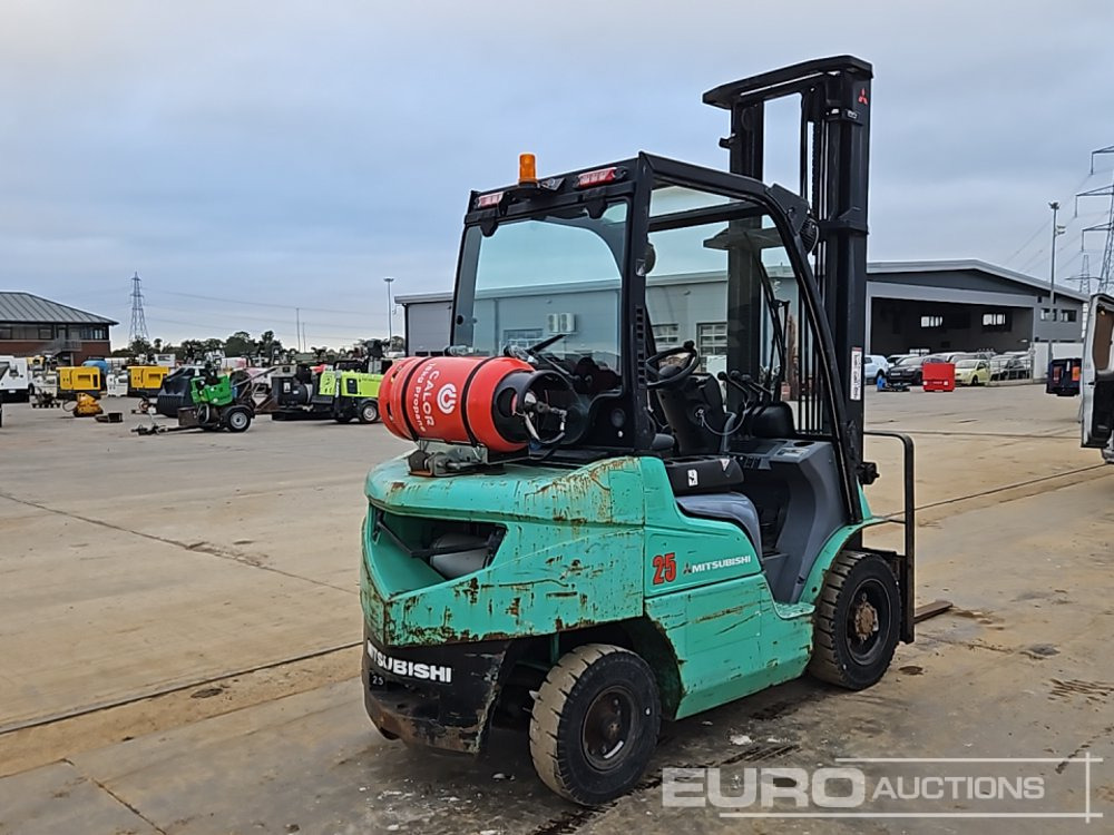 2012 Mitsubishi FG25N - מלגזה: תמונה 5 2012 Mitsubishi FG25N - מלגזה: תמונה 5