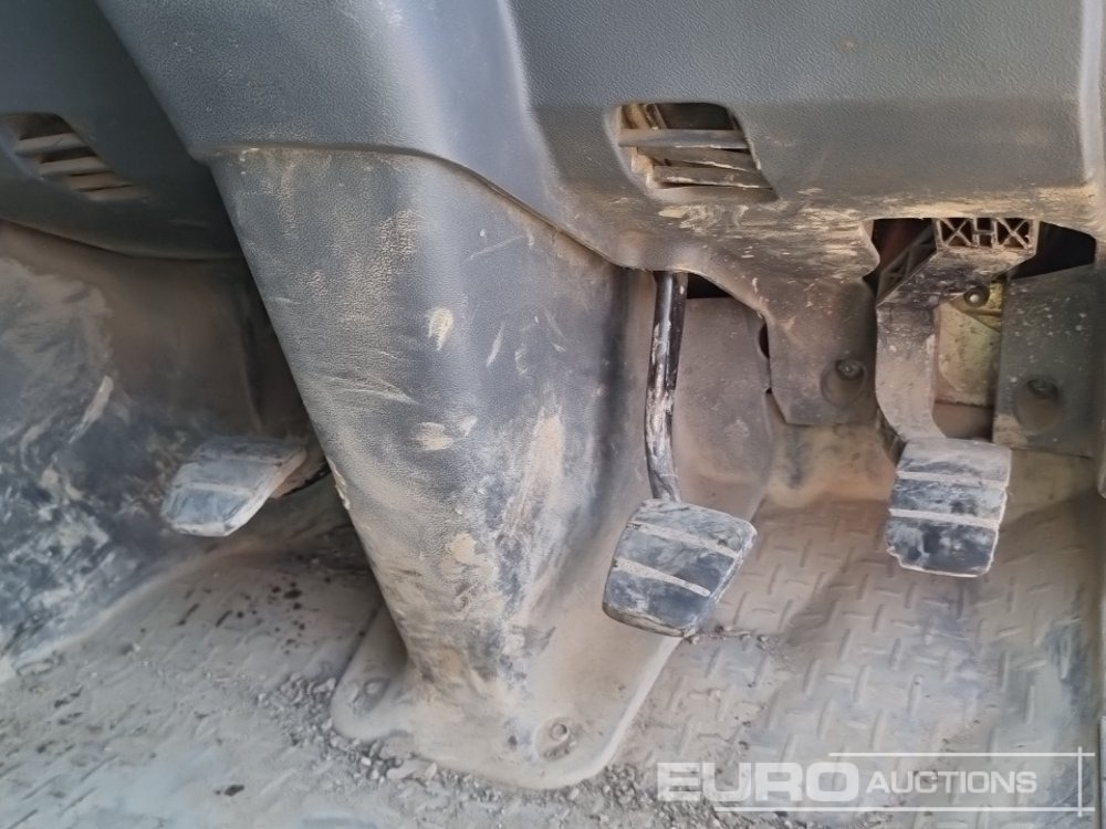 משאית דילוג העמסה 2012 Scania P230: תמונה 34