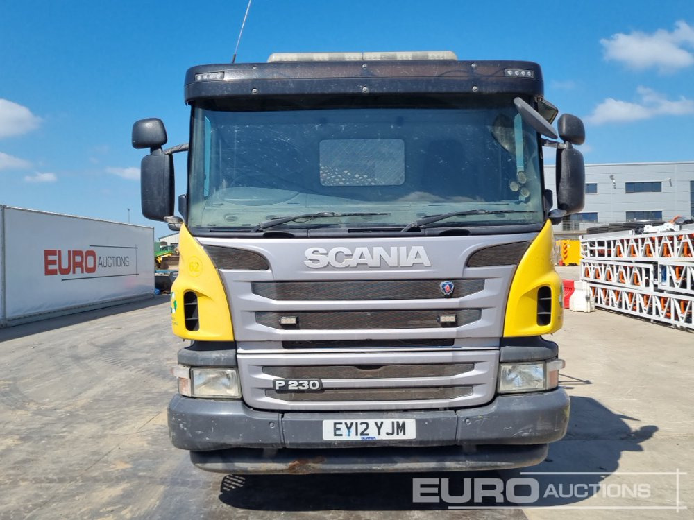 משאית דילוג העמסה 2012 Scania P230: תמונה 8