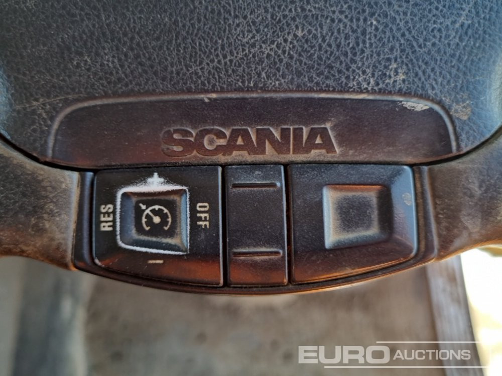 משאית דילוג העמסה 2012 Scania P230: תמונה 45