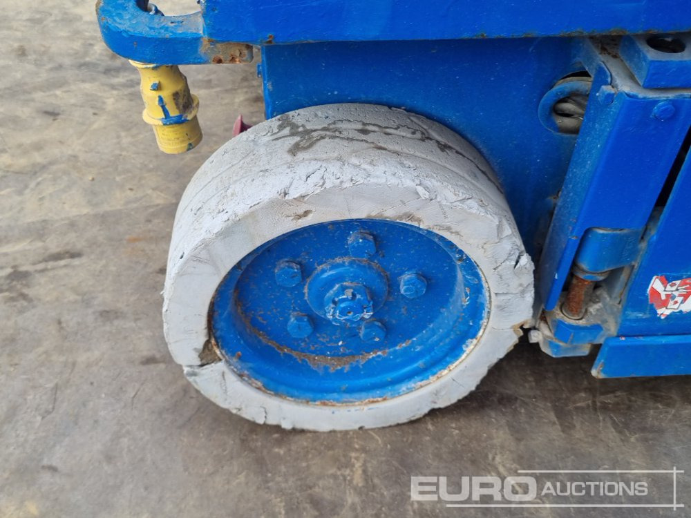 פלטפורמה אווירית 2012 SkyJack SJIII-3219: תמונה 12