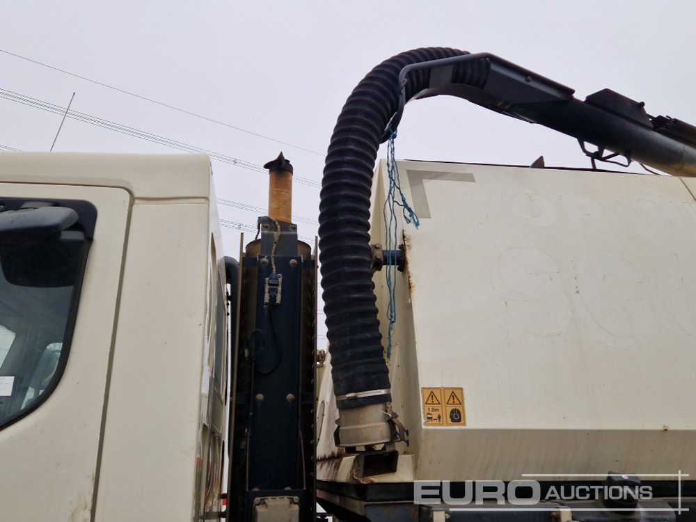 מטאטא כבישים 2013 DAF LF55.220: תמונה 14