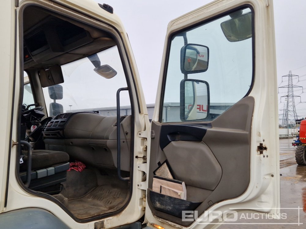 מטאטא כבישים 2013 DAF LF55.220: תמונה 28