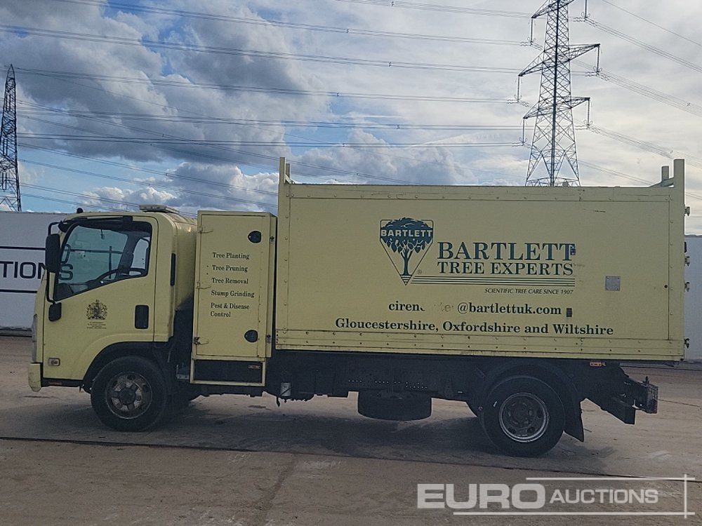 2013 Isuzu 4x2 Tipper, Manual Gearbox (Reg. Docs. & Plating Certificate Available) - מזהיר: תמונה 2 2013 Isuzu 4x2 Tipper, Manual Gearbox (Reg. Docs. & Plating Certificate Available) - מזהיר: תמונה 2