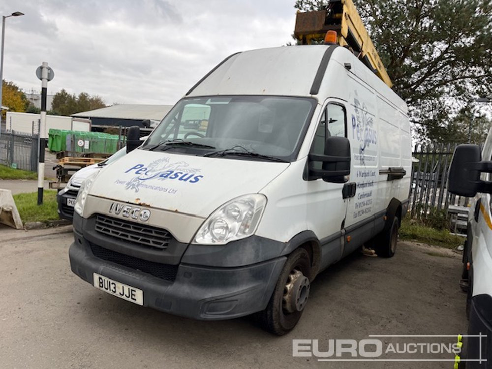 2013 Iveco 70C17 - פלטפורמה אווירית מותקנת על משאית: תמונה 1 2013 Iveco 70C17 - פלטפורמה אווירית מותקנת על משאית: תמונה 1