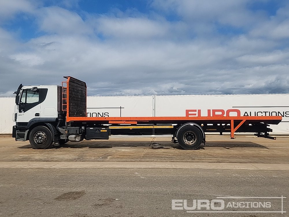 2013 Iveco Stralis 310EEV - משאית צד נופל/ שטוחה: תמונה 2 2013 Iveco Stralis 310EEV - משאית צד נופל/ שטוחה: תמונה 2