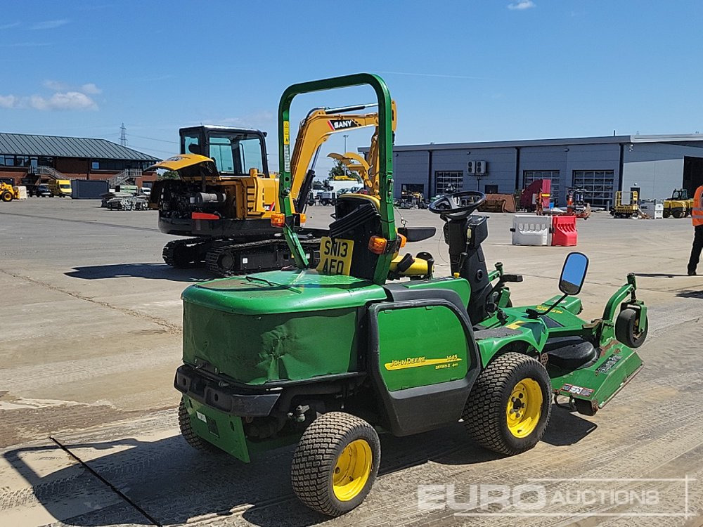 2013 John Deere 1445 - מכסחת גינה: תמונה 5 2013 John Deere 1445 - מכסחת גינה: תמונה 5