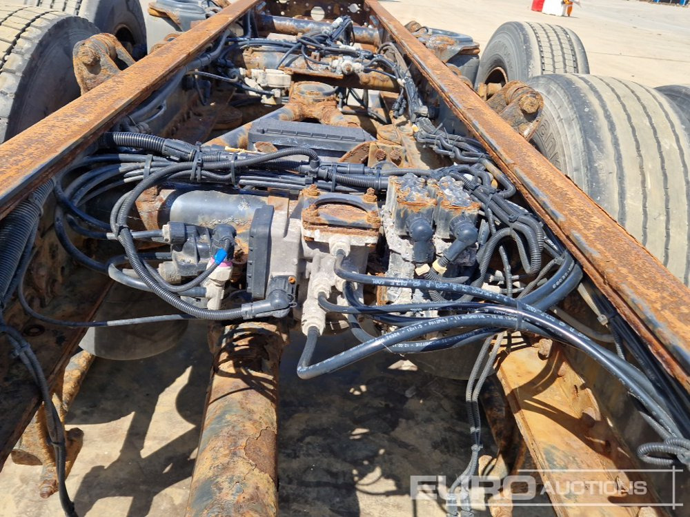 משאית עם שלדת תא 2013 MAN TGS26.360: תמונה 24