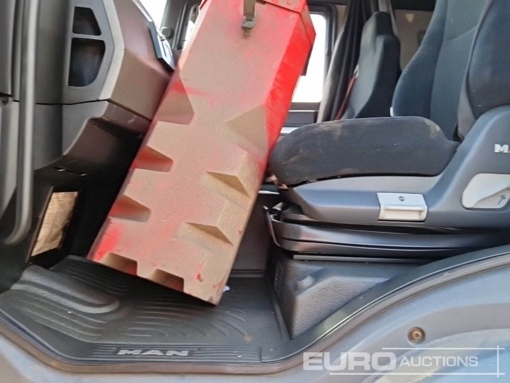 משאית עם שלדת תא 2013 MAN TGS26.360: תמונה 40