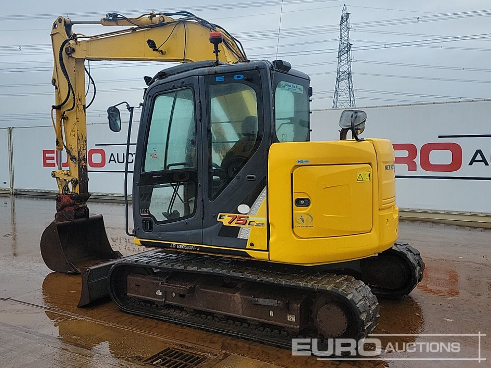 2013 New Holland Kobelco E75CSR - מיני מחפר: תמונה 3 2013 New Holland Kobelco E75CSR - מיני מחפר: תמונה 3