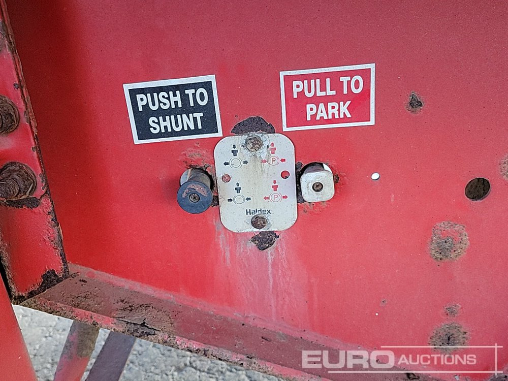 סמיטריילר עם מזהיר 2013 Rothdean Tri Axle Bulk Tipping Trailer: תמונה 32