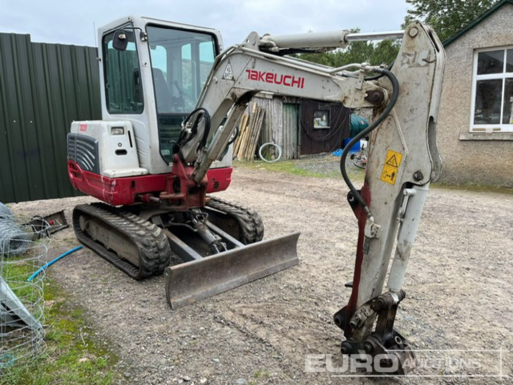 2013 Takeuchi TB228 - מיני מחפר: תמונה 4 2013 Takeuchi TB228 - מיני מחפר: תמונה 4