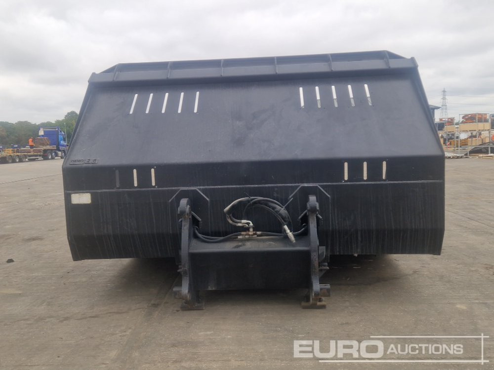 2013 Ulrich 124" Hi Tip Bucket to suit JCB 457HT Wheeled Loader - דלי: תמונה 4 2013 Ulrich 124" Hi Tip Bucket to suit JCB 457HT Wheeled Loader - דלי: תמונה 4