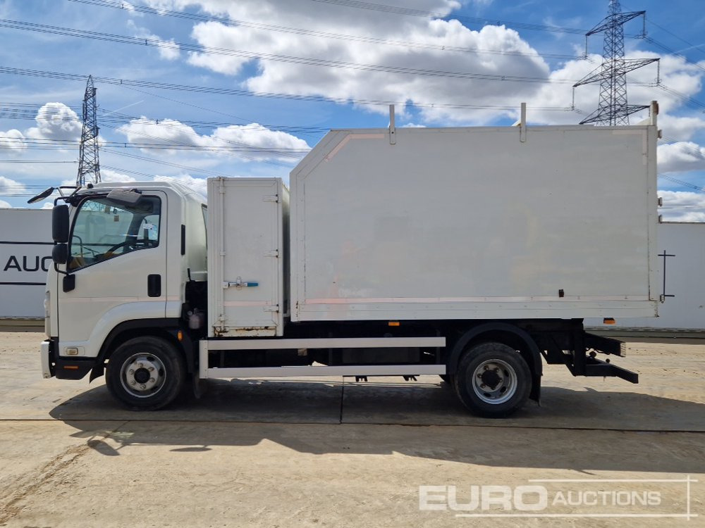 2014 Isuzu Forward - מזהיר: תמונה 2 2014 Isuzu Forward - מזהיר: תמונה 2