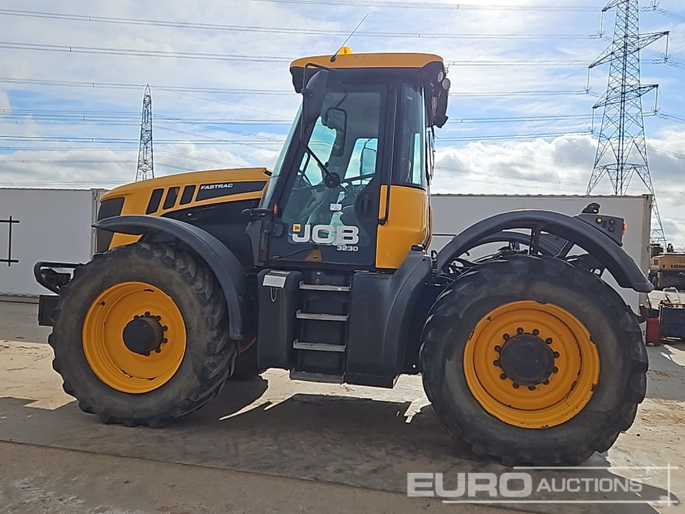 2014 JCB Fastrac 3230 - טרקטור חקלאי: תמונה 2 2014 JCB Fastrac 3230 - טרקטור חקלאי: תמונה 2