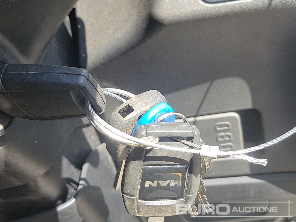 משאית וילונות צד 2014 MAN TGS 26.400: תמונה 36