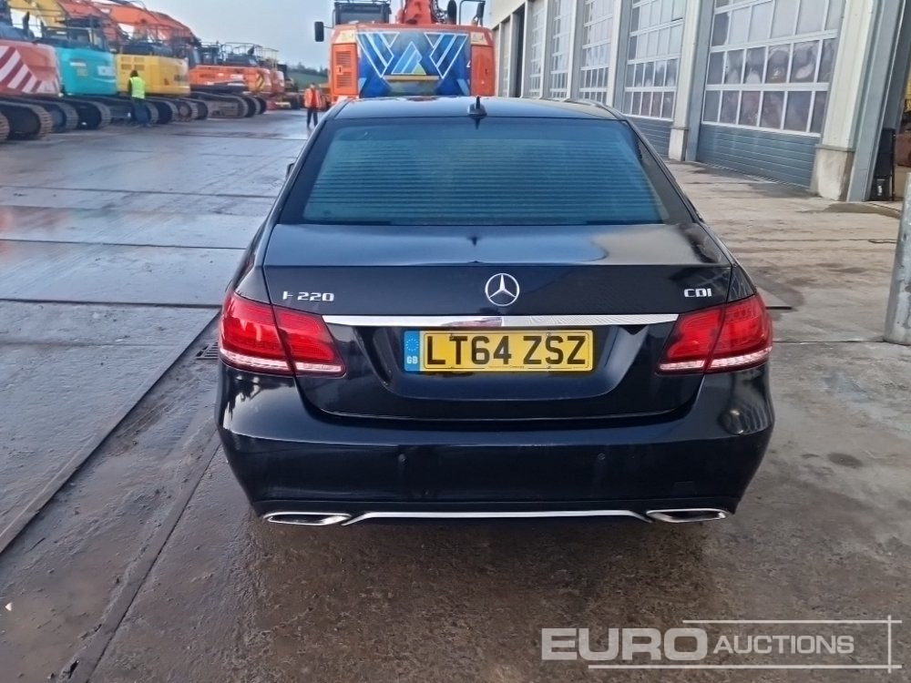 2014 Mercedes E220 - מכונית: תמונה 4 2014 Mercedes E220 - מכונית: תמונה 4