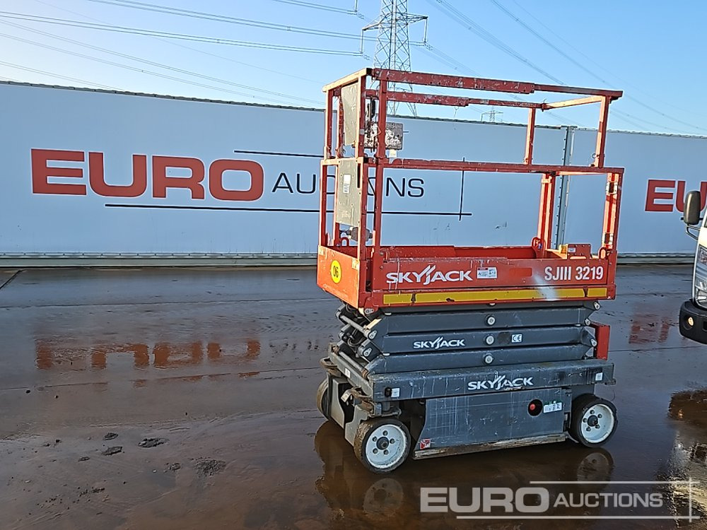 2014 SkyJack SJ3219 - פלטפורמה אווירית: תמונה 1 2014 SkyJack SJ3219 - פלטפורמה אווירית: תמונה 1