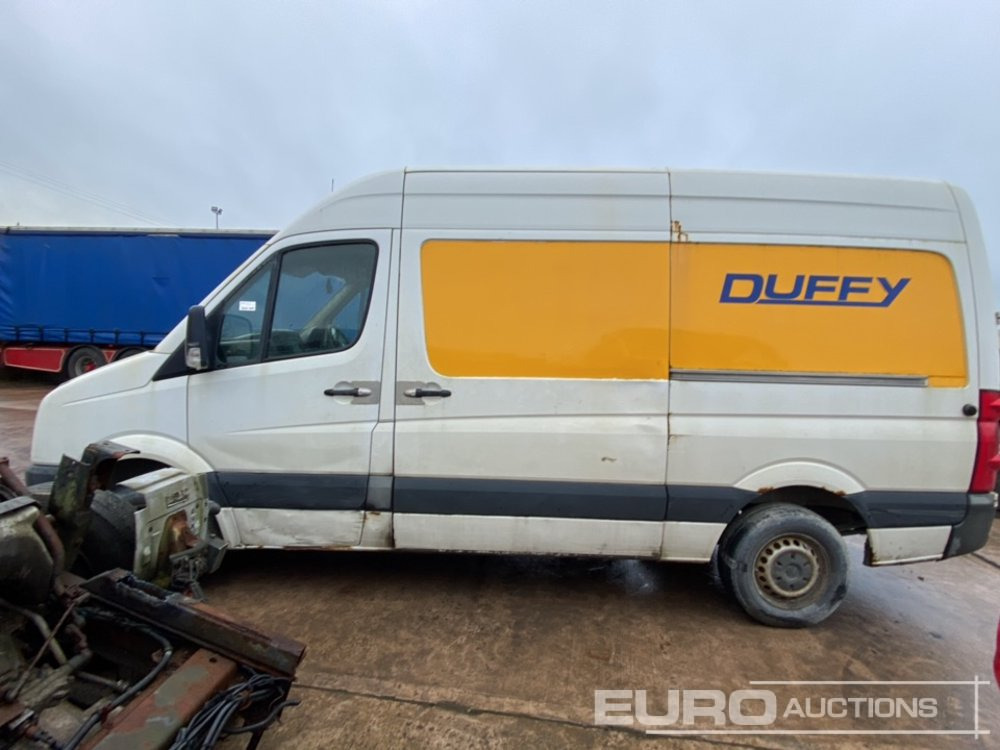 2014 Volkswagen Crafter - כלי רכב מסחרי עם לוח: תמונה 2 2014 Volkswagen Crafter - כלי רכב מסחרי עם לוח: תמונה 2