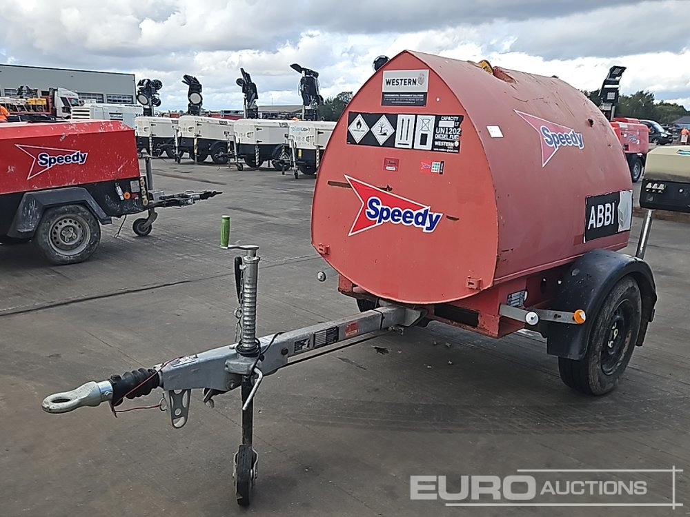 2014 Western 950 Litre - מכל אחסון: תמונה 1 2014 Western 950 Litre - מכל אחסון: תמונה 1