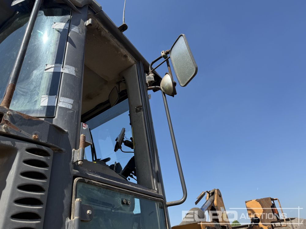 מעמיס גלגלים 2015 Case 821FXR: תמונה 46