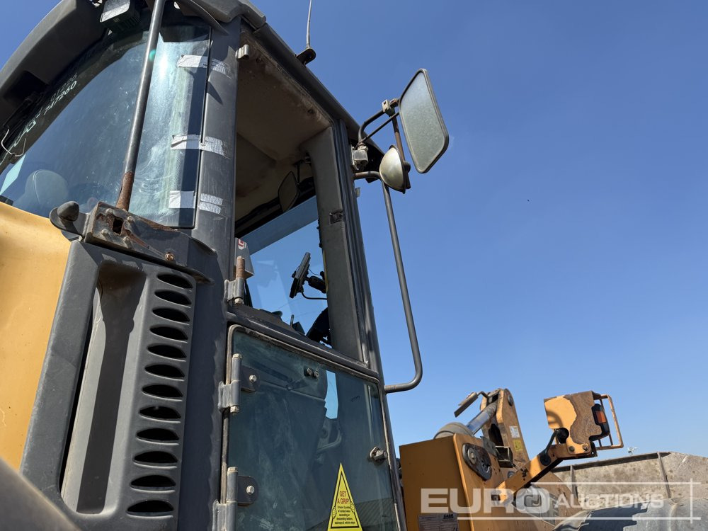 מעמיס גלגלים 2015 Case 821FXR: תמונה 47