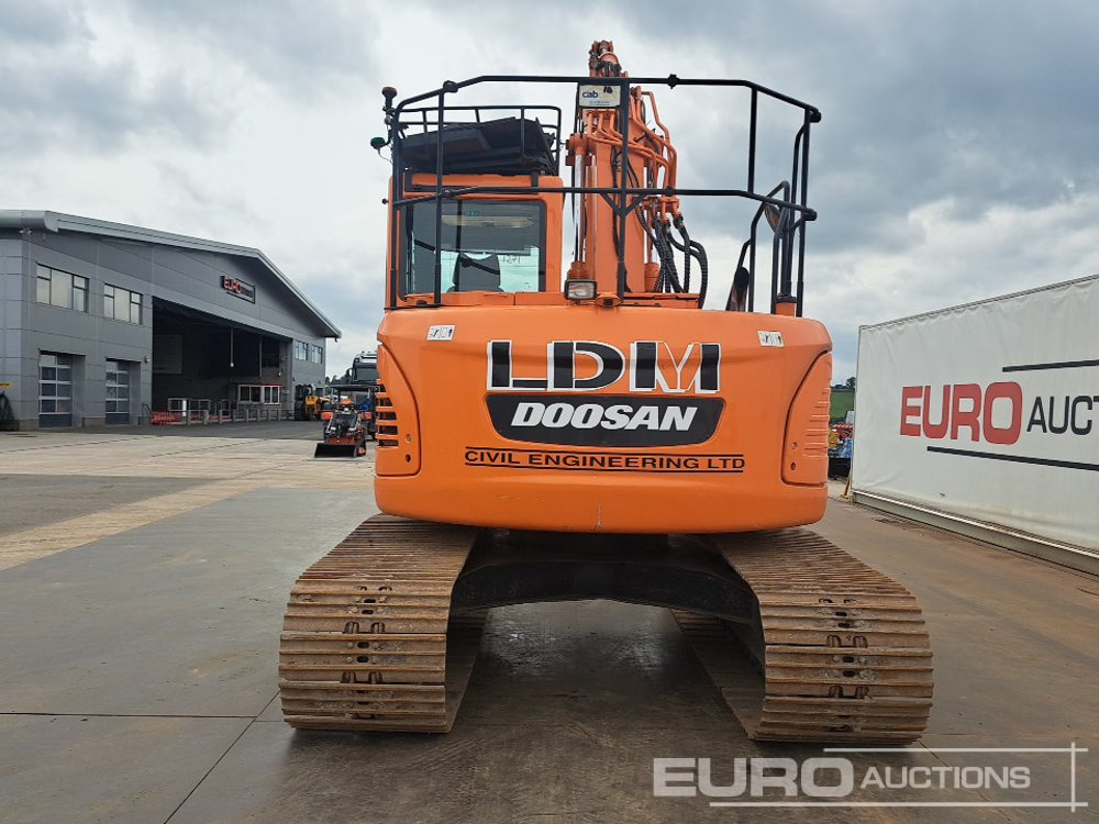 2015 Doosan DX140LCR-3 - מחפר סורק: תמונה 4 2015 Doosan DX140LCR-3 - מחפר סורק: תמונה 4
