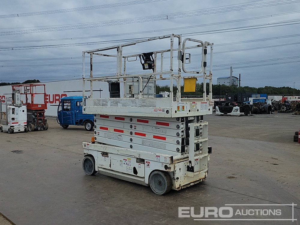 2015 Haulotte Compact 14 - פלטפורמה אווירית: תמונה 3 2015 Haulotte Compact 14 - פלטפורמה אווירית: תמונה 3