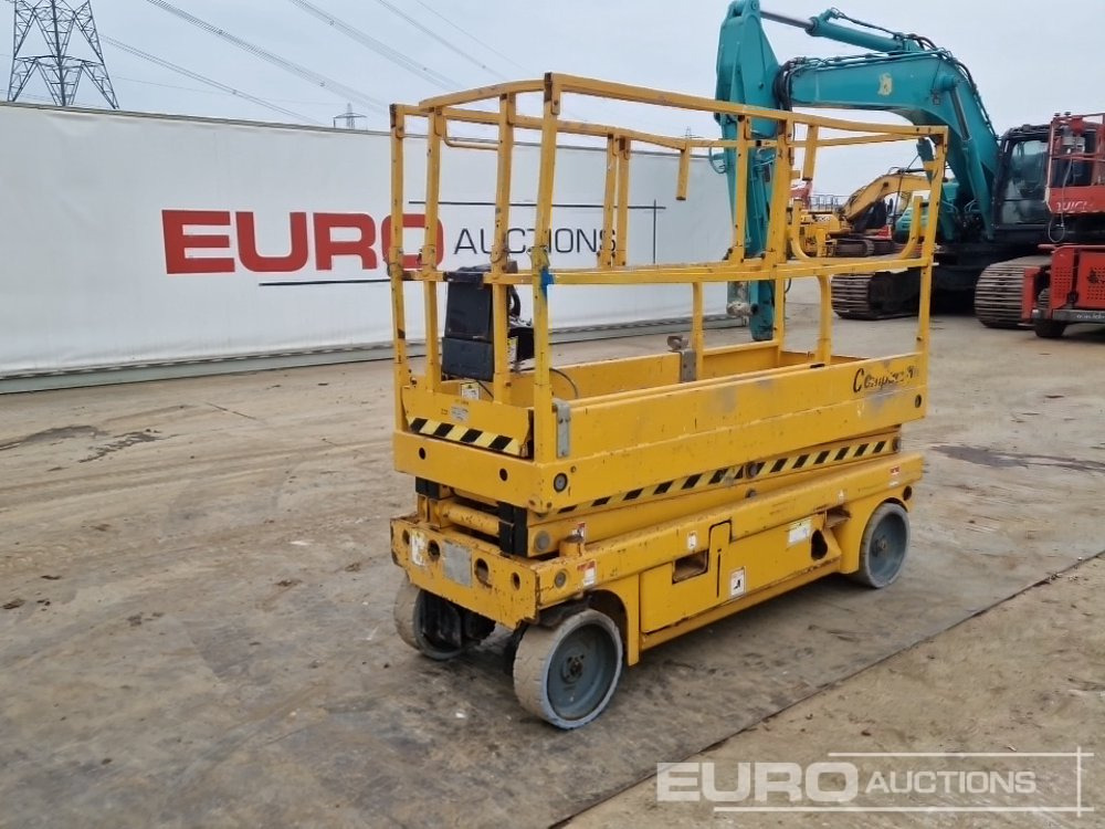 2015 Haulotte Compact 8 - פלטפורמה אווירית: תמונה 1 2015 Haulotte Compact 8 - פלטפורמה אווירית: תמונה 1
