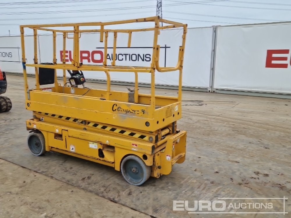 2015 Haulotte Compact 8 - פלטפורמה אווירית: תמונה 3 2015 Haulotte Compact 8 - פלטפורמה אווירית: תמונה 3