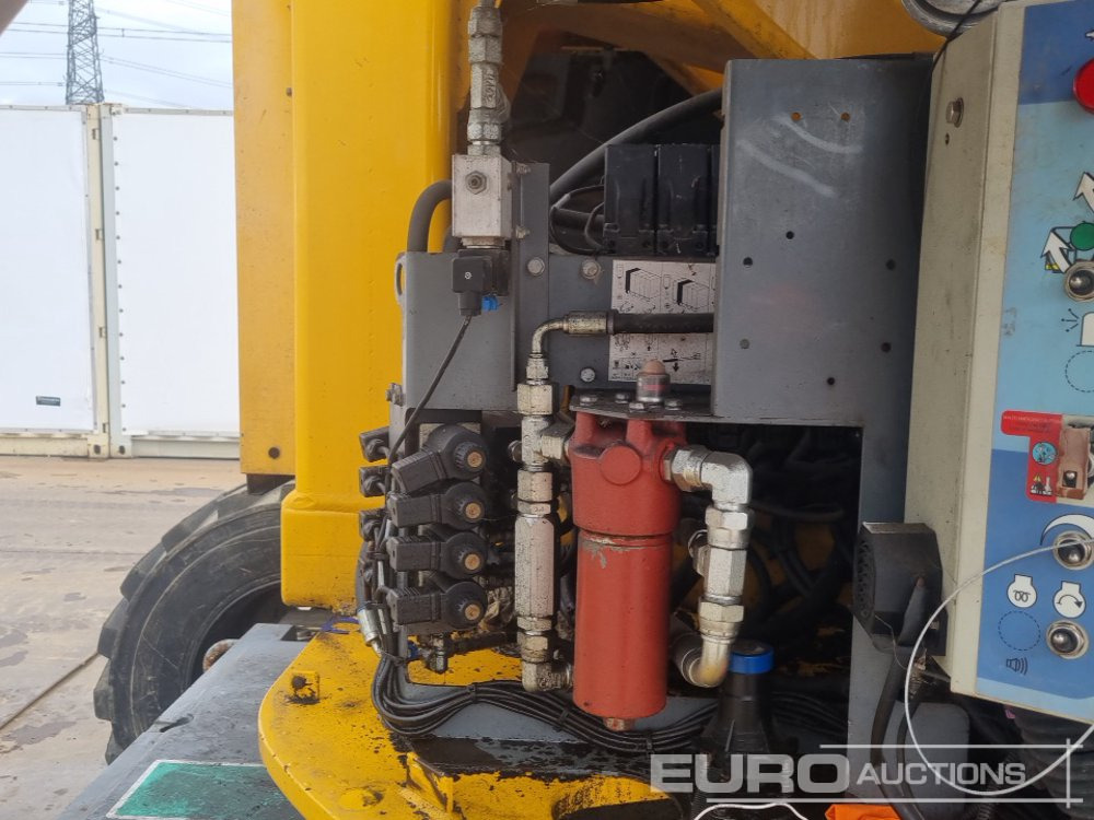 פלטפורמה אווירית 2015 Haulotte HA20PX: תמונה 32