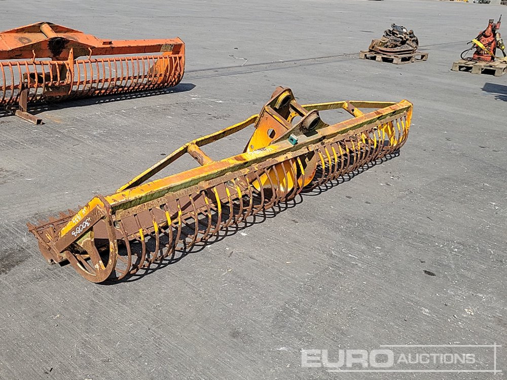 2015 Herder 114" Weed Bucket 60mm Pin to suit Tilt Rotator - דלי: תמונה 3 2015 Herder 114" Weed Bucket 60mm Pin to suit Tilt Rotator - דלי: תמונה 3