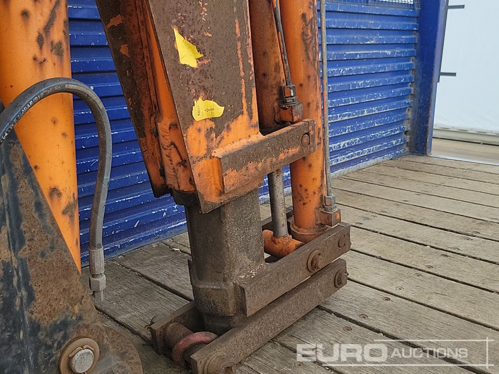 משאית צד נופל/ שטוחה 2015 Isuzu NPR: תמונה 16
