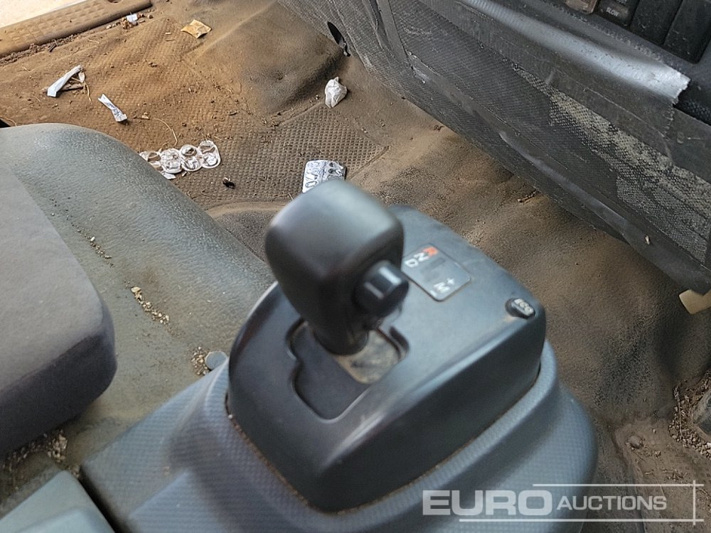 משאית צד נופל/ שטוחה 2015 Isuzu NPR: תמונה 27