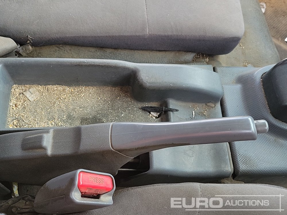 משאית צד נופל/ שטוחה 2015 Isuzu NPR: תמונה 28