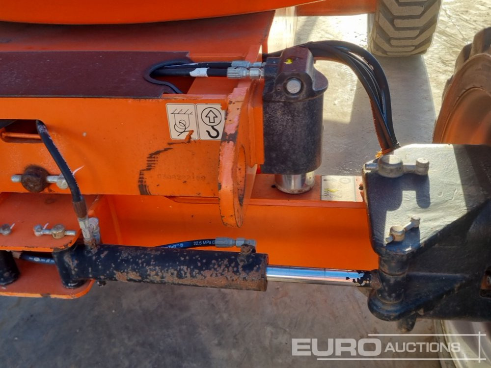 פלטפורמה אווירית 2015 JLG 600AJ: תמונה 34