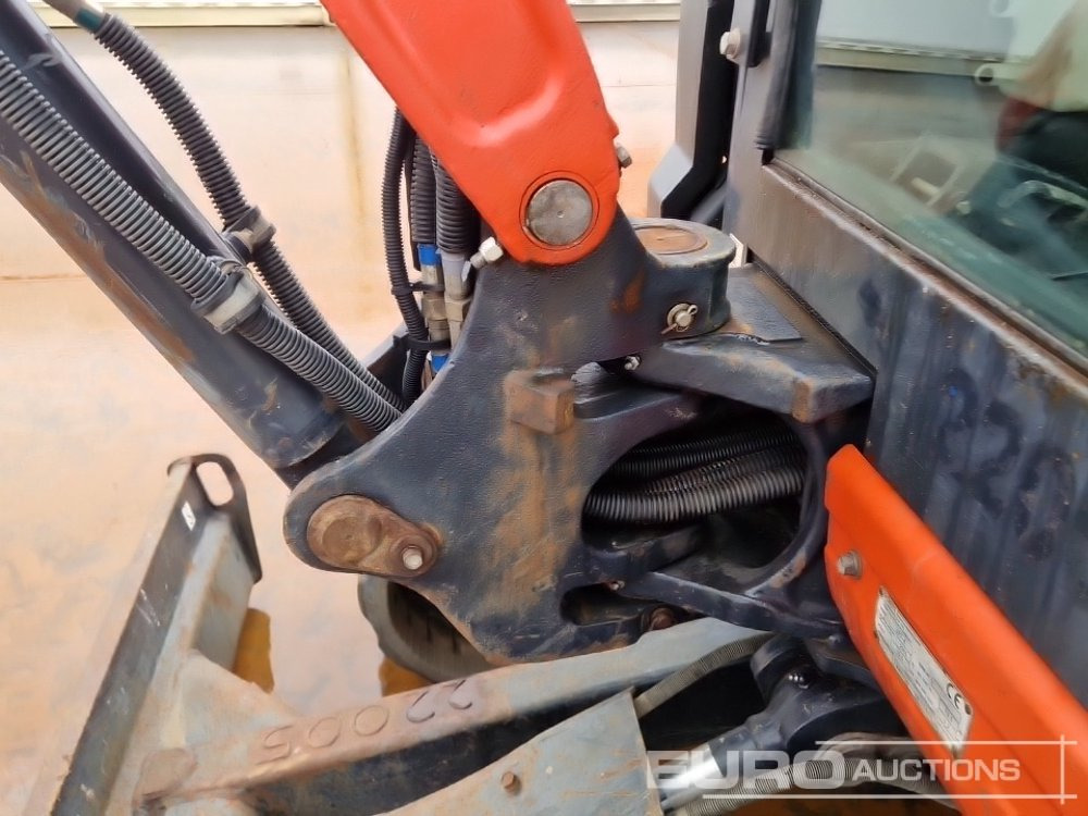 מיני מחפר 2015 Kubota U27-4: תמונה 26