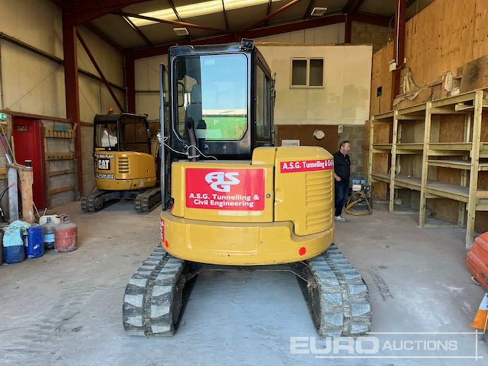 2016 CAT 305E2 - מיני מחפר: תמונה 4 2016 CAT 305E2 - מיני מחפר: תמונה 4